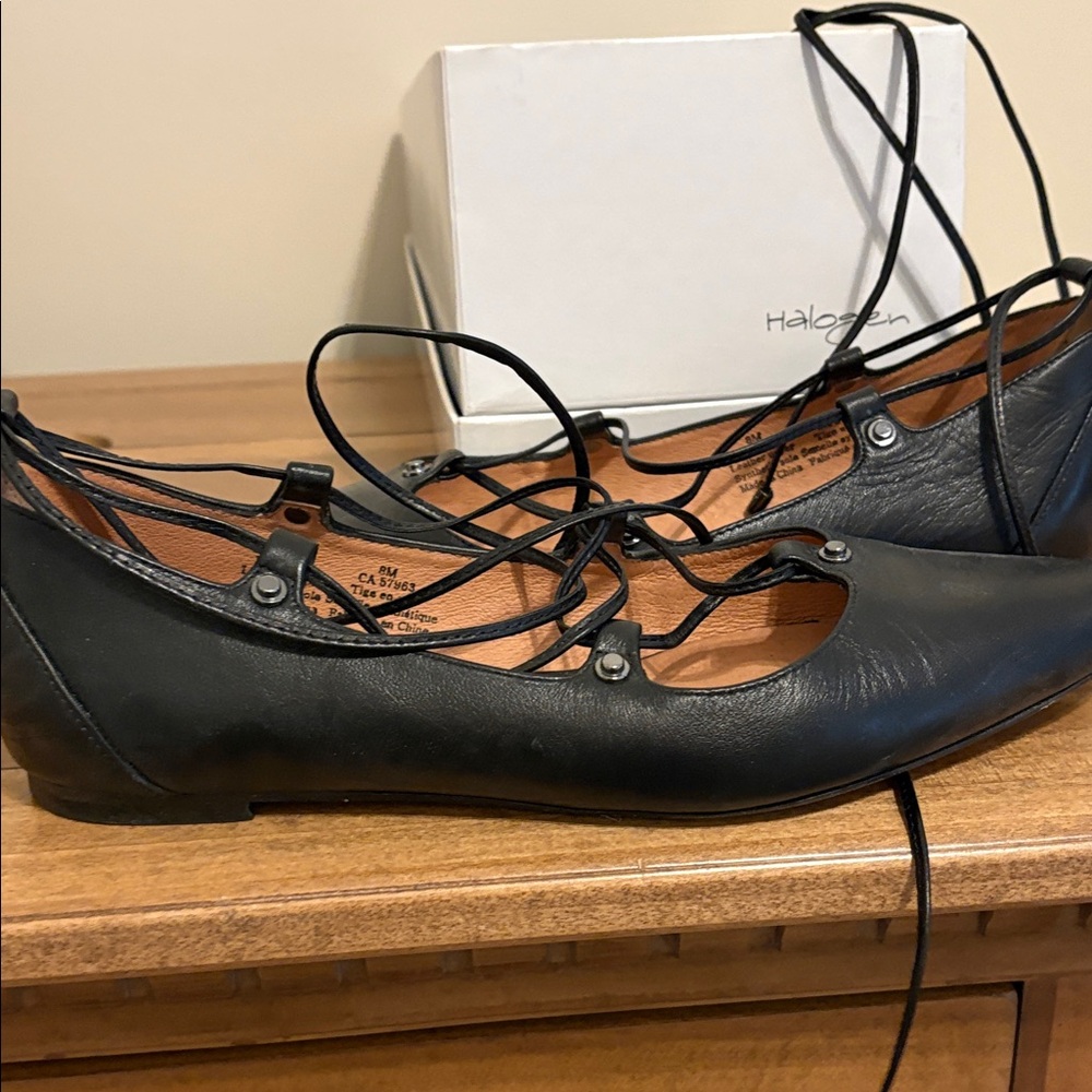 Halogen Women's Black Lace-Up Flats - Picture 3 of 9